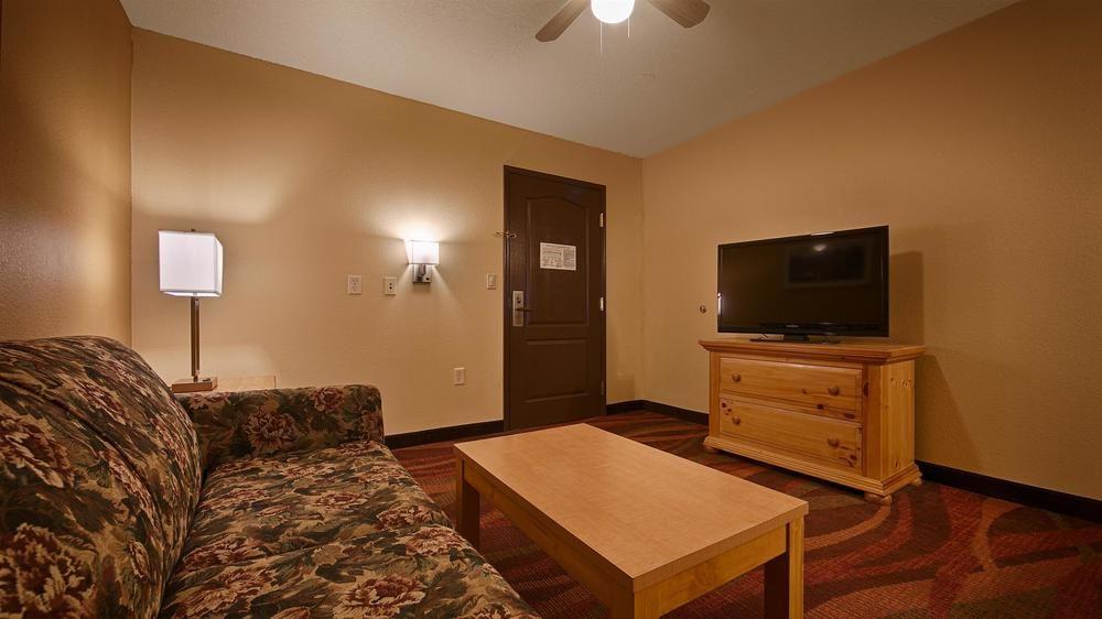 Best Western Fort Wayne Inn & Suites North Екстер'єр фото