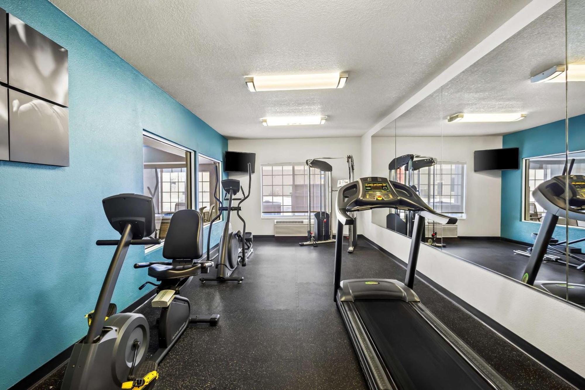 Best Western Fort Wayne Inn & Suites North Екстер'єр фото